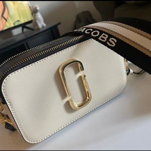 Marc Jacobs The Snapshot Leather Crossbody Bag